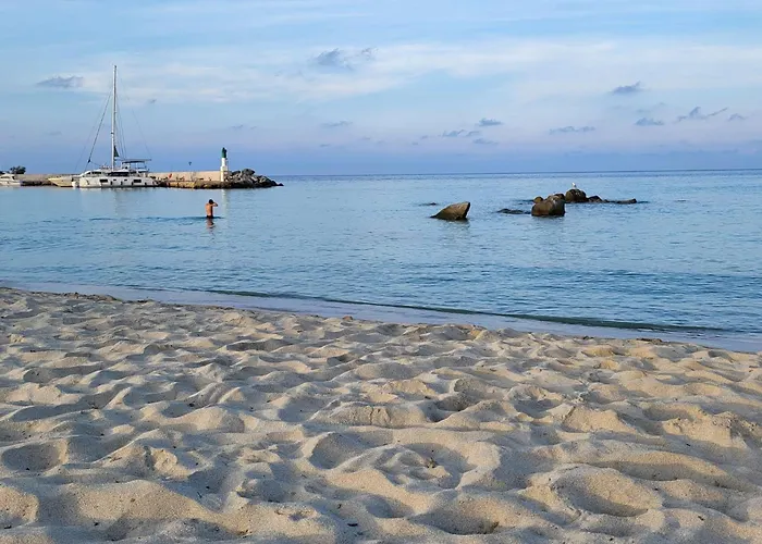 Giardinu Di Luce - Appt Pour 4 Vue * Lumio (Corsica)